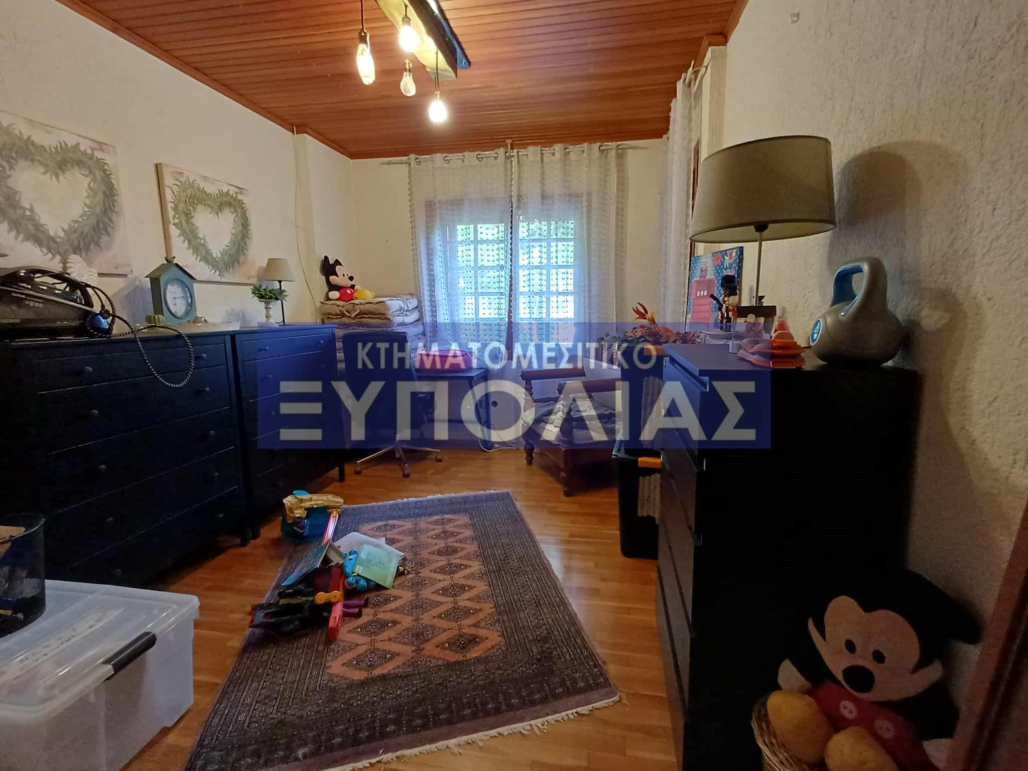 84f83f6d-f136-42e1-8fe8-e97d7f219fd9